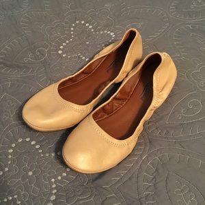 Lucky flats